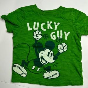 Disney holiday tee